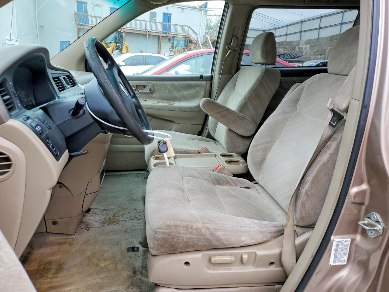 2004 HONDA ODYSSEY EX photo 13
