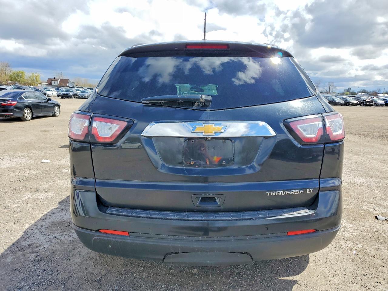 2014 CHEVROLET TRAVERSE LT photo 16