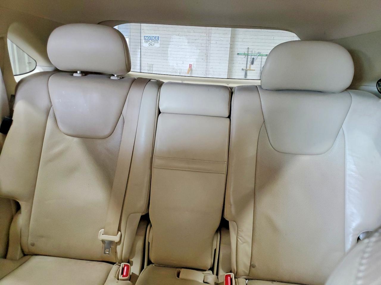 2011 LEXUS RX 350 photo 28