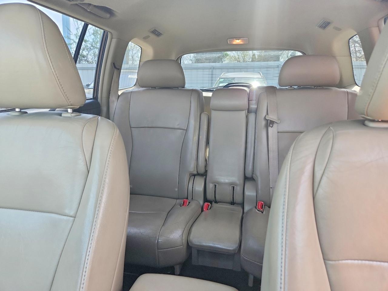 2012 TOYOTA HIGHLANDER SE photo 19