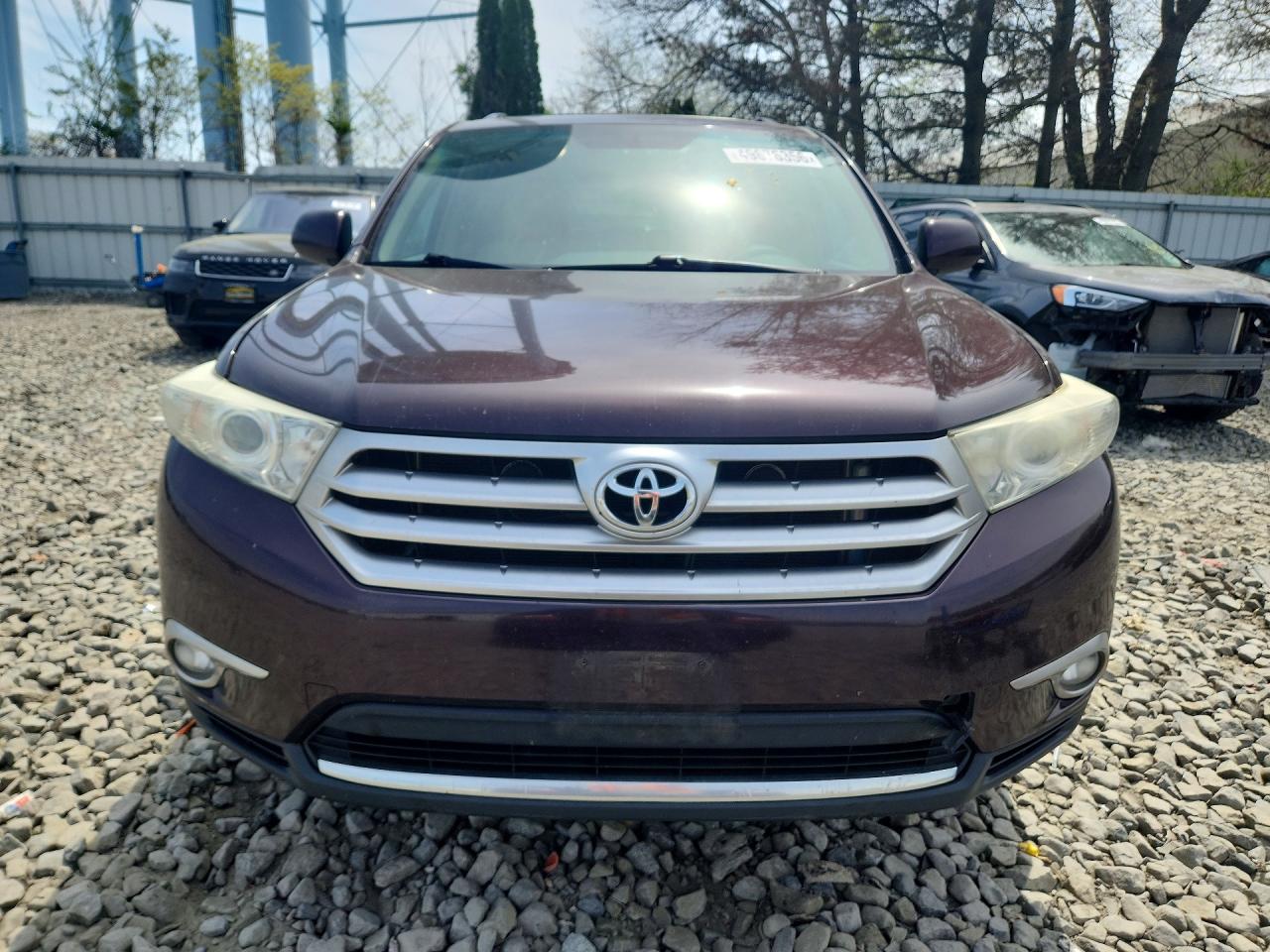2012 TOYOTA HIGHLANDER SE photo 9