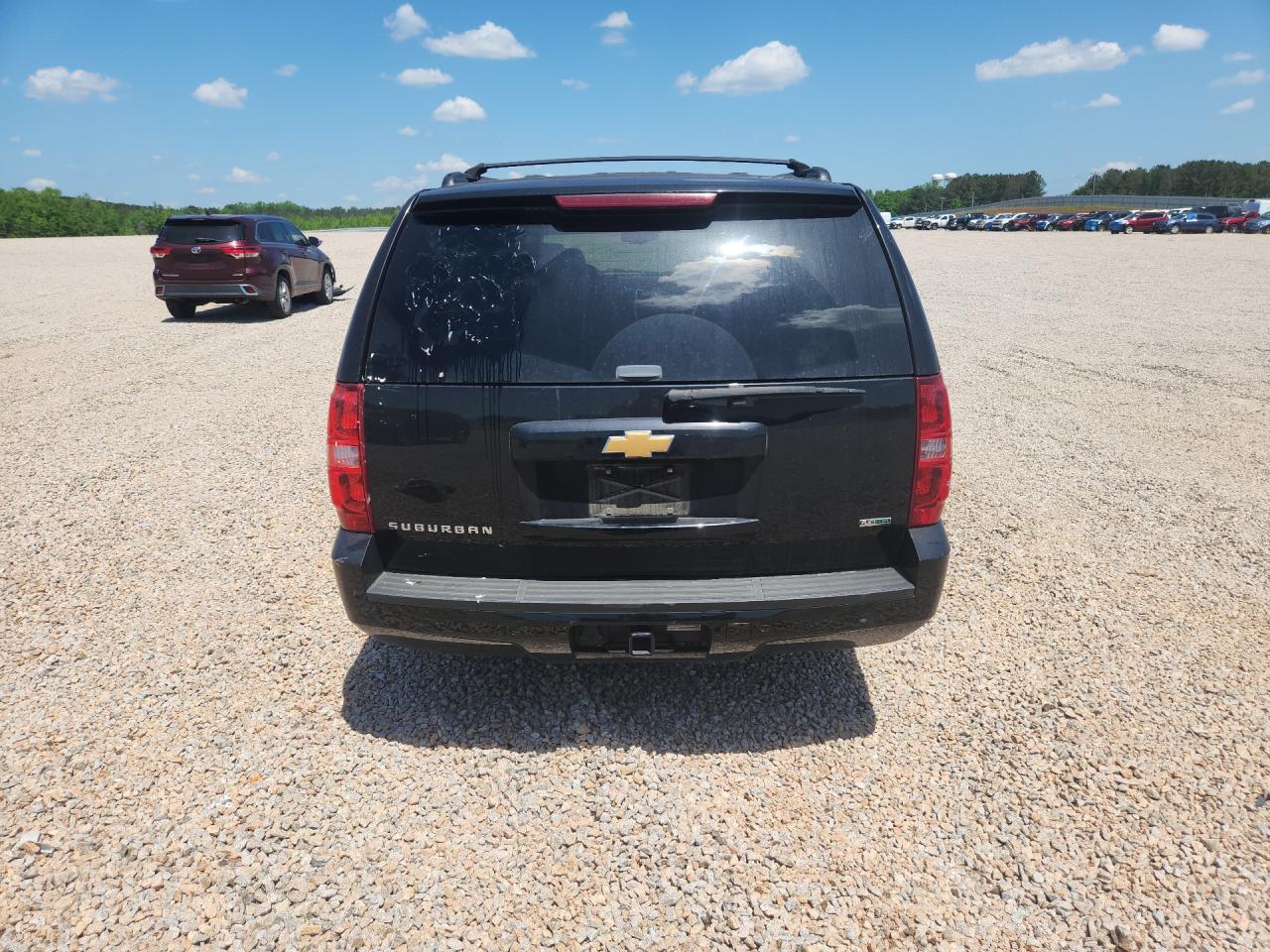 2011 CHEVROLET SUBURBAN C1500 LT photo 11