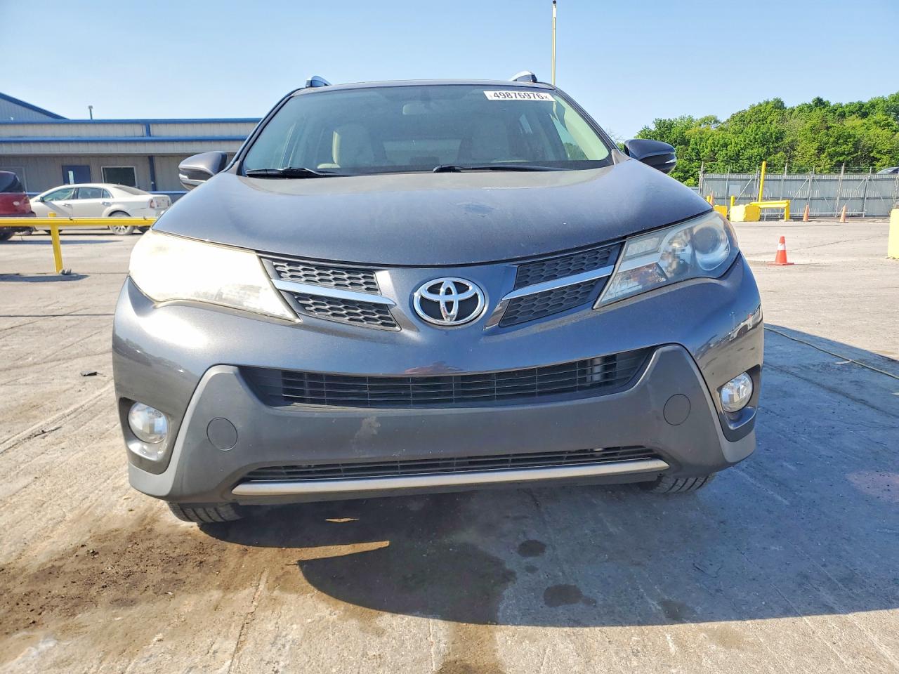 2015 TOYOTA RAV4 XLE photo 9