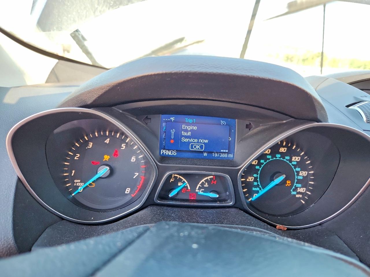 2015 FORD ESCAPE SE photo 17