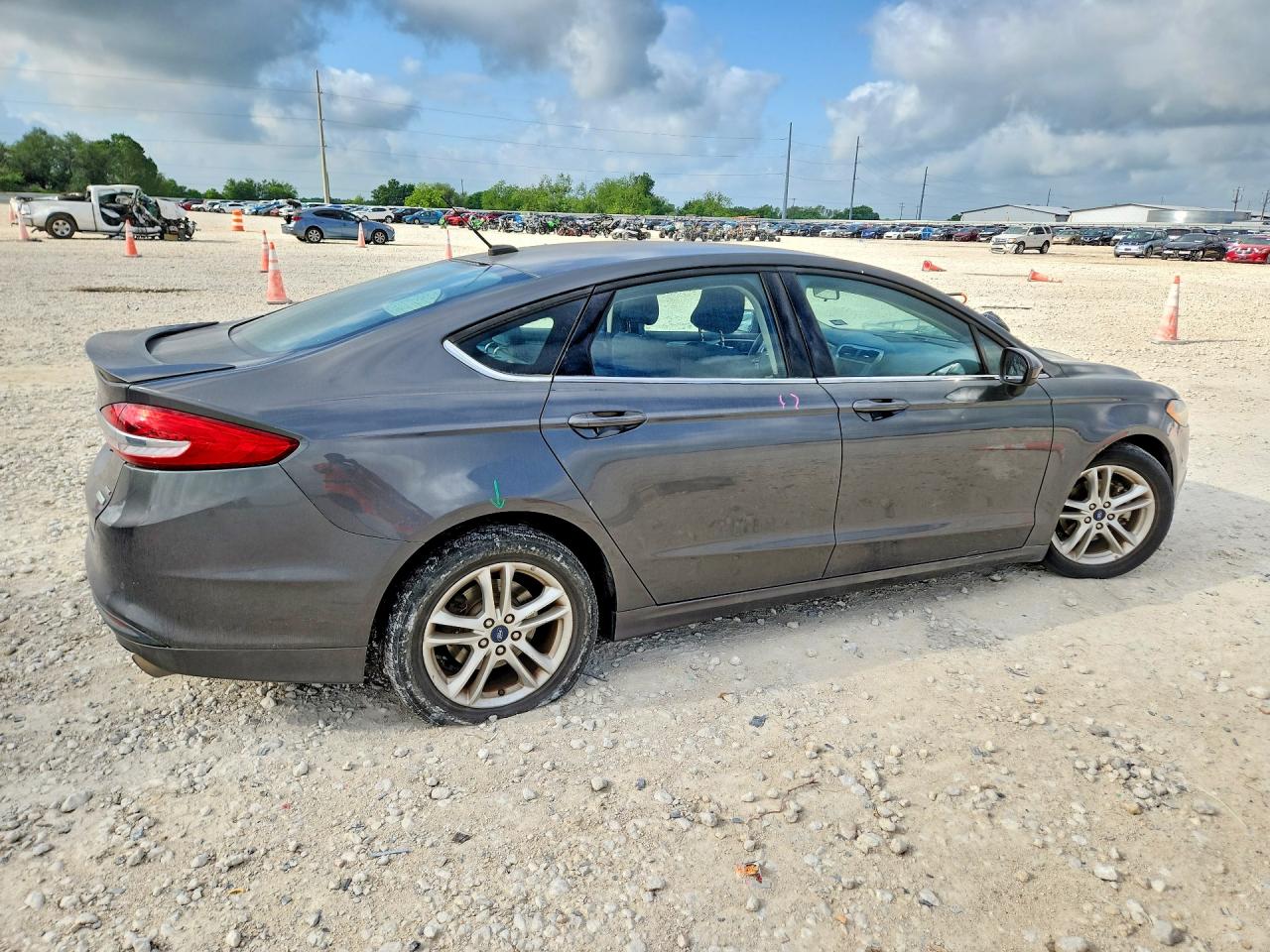 2018 FORD FUSION SE photo 5