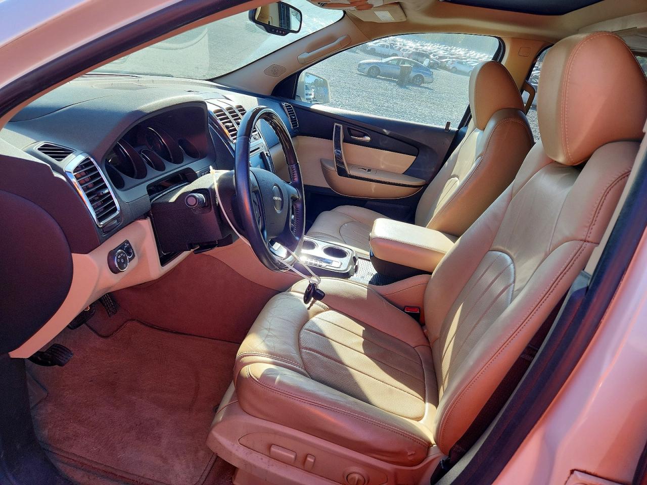 2011 GMC ACADIA DENALI photo 19