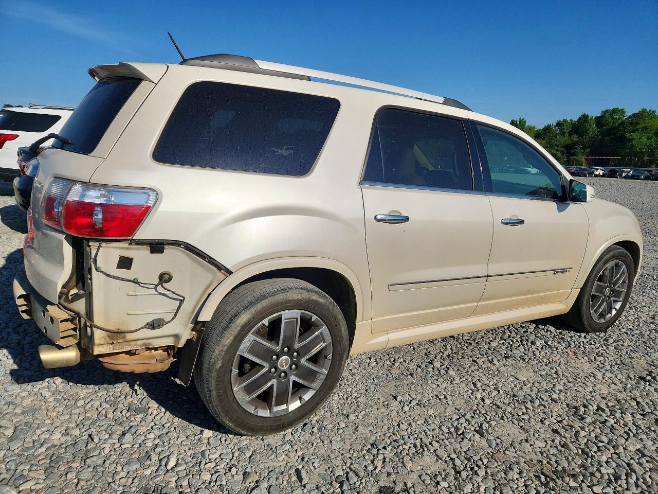 2011 GMC ACADIA DENALI photo 7