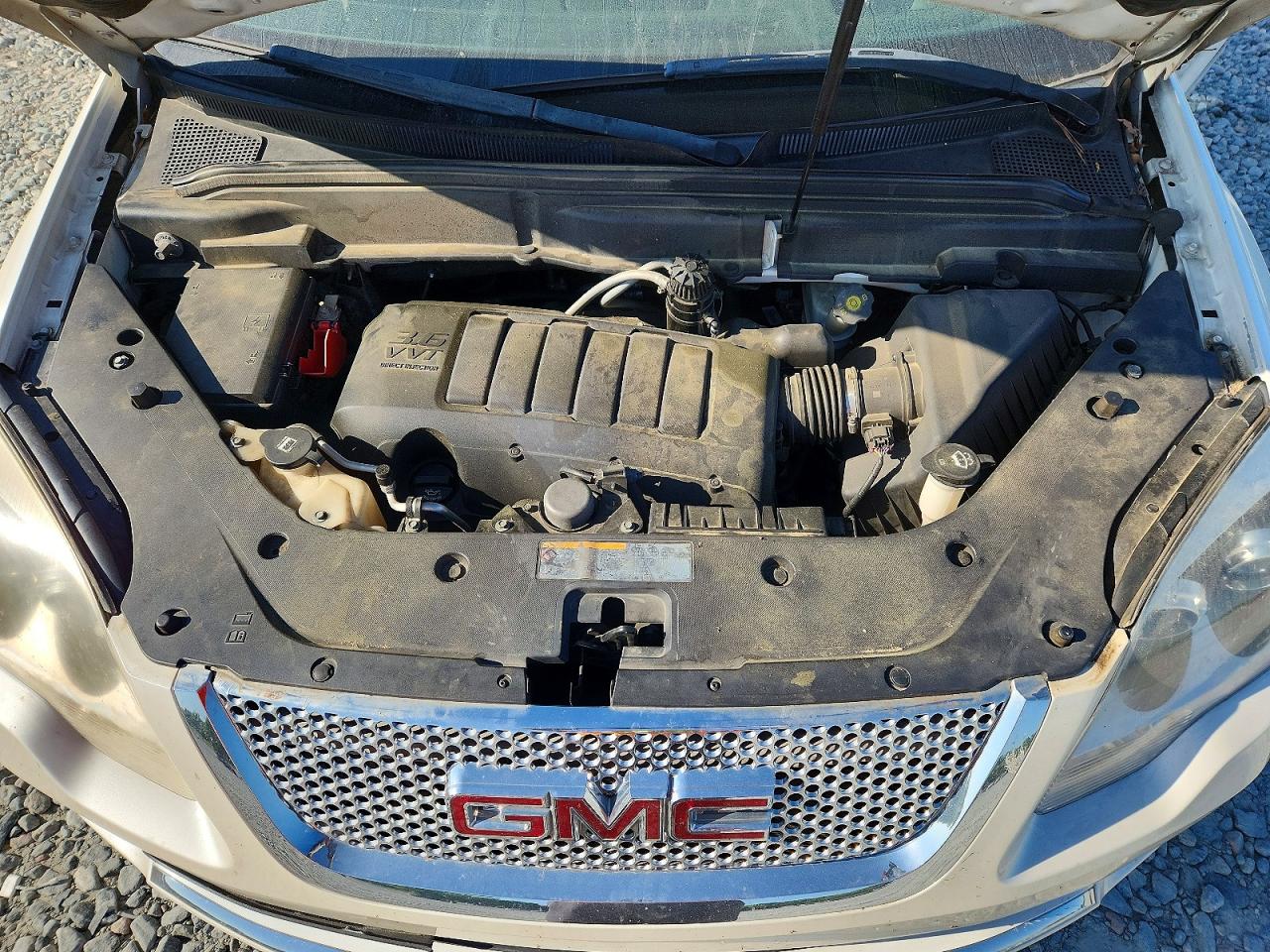 2011 GMC ACADIA DENALI photo 34