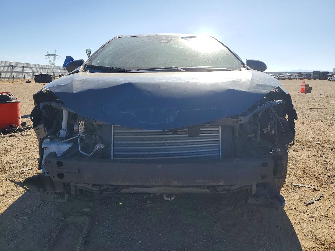 2018 TOYOTA COROLLA LE photo 9