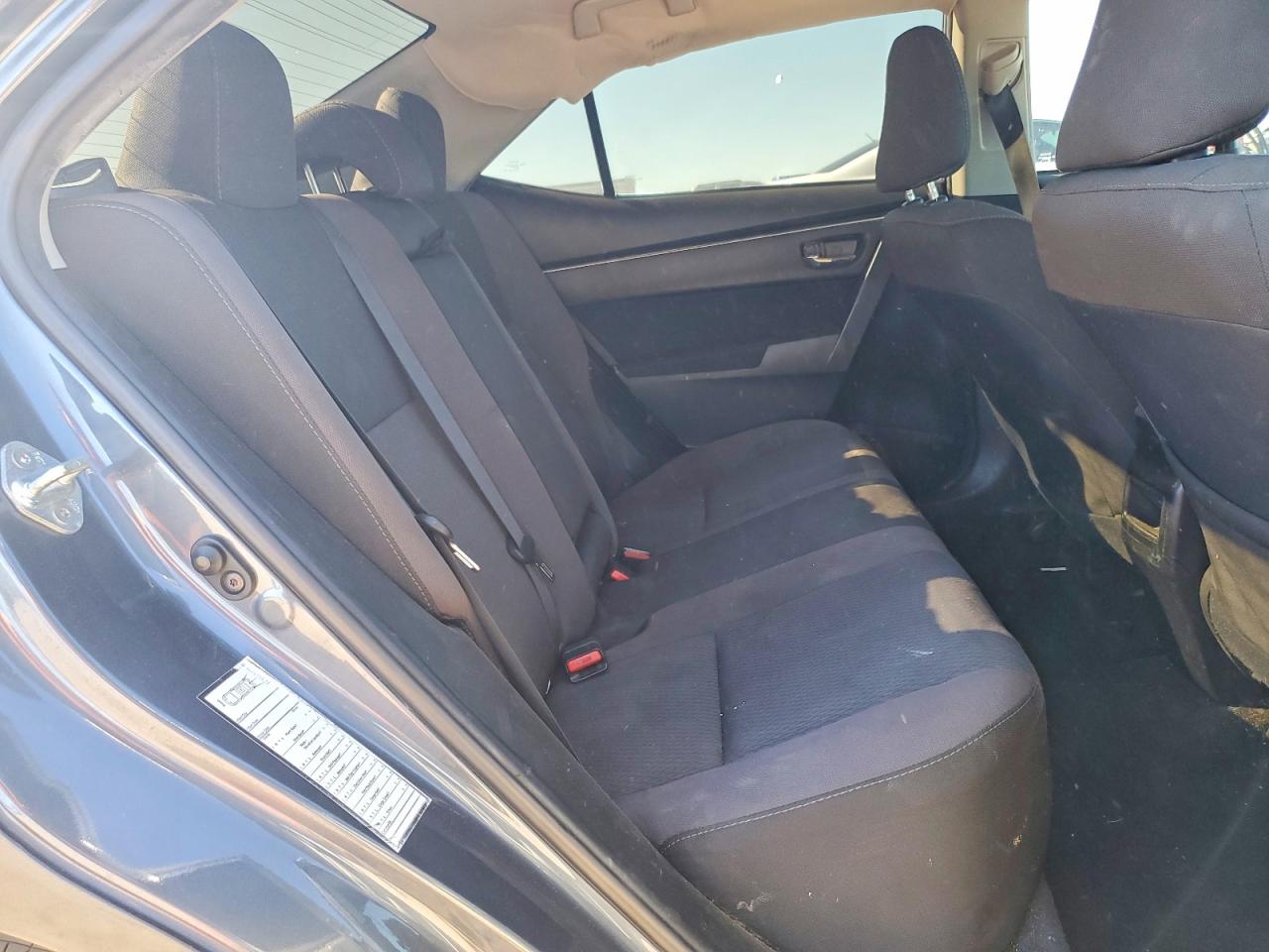 2018 TOYOTA COROLLA LE photo 19
