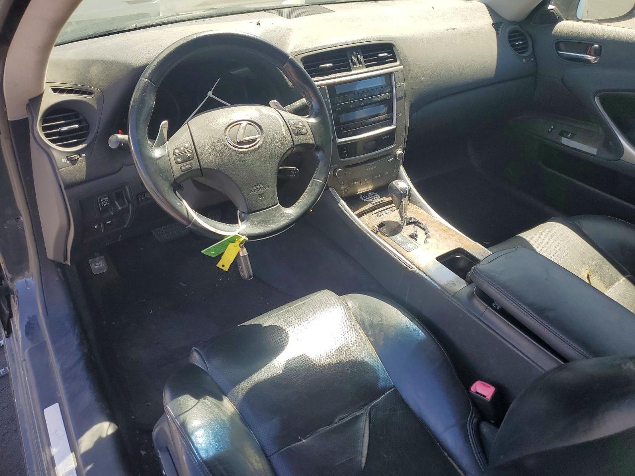 2010 LEXUS IS 250 photo 15