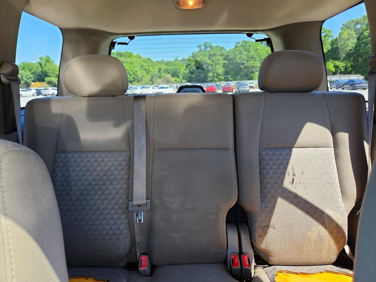 2005 JEEP LIBERTY SPORT photo 28