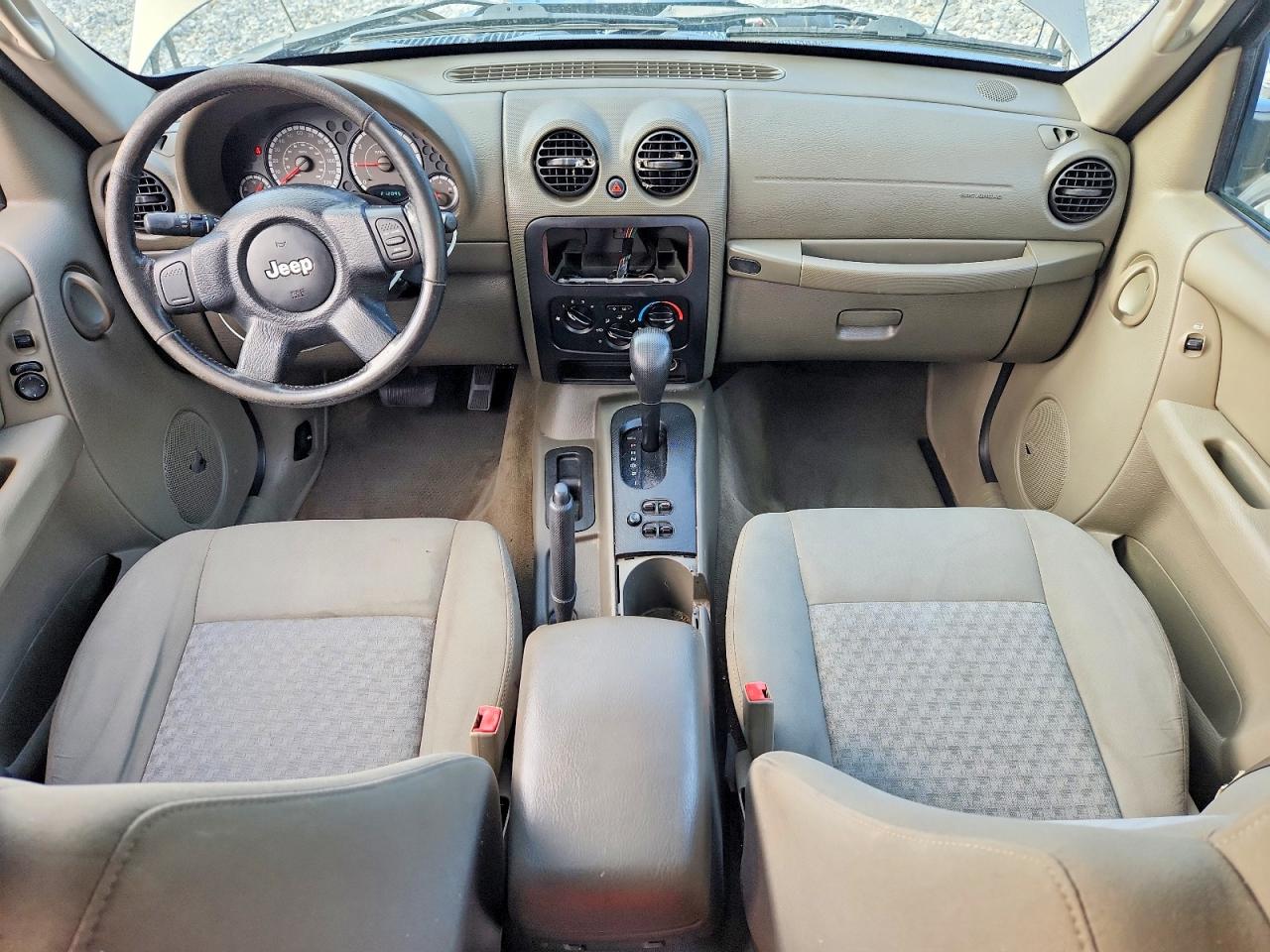 2005 JEEP LIBERTY SPORT photo 22