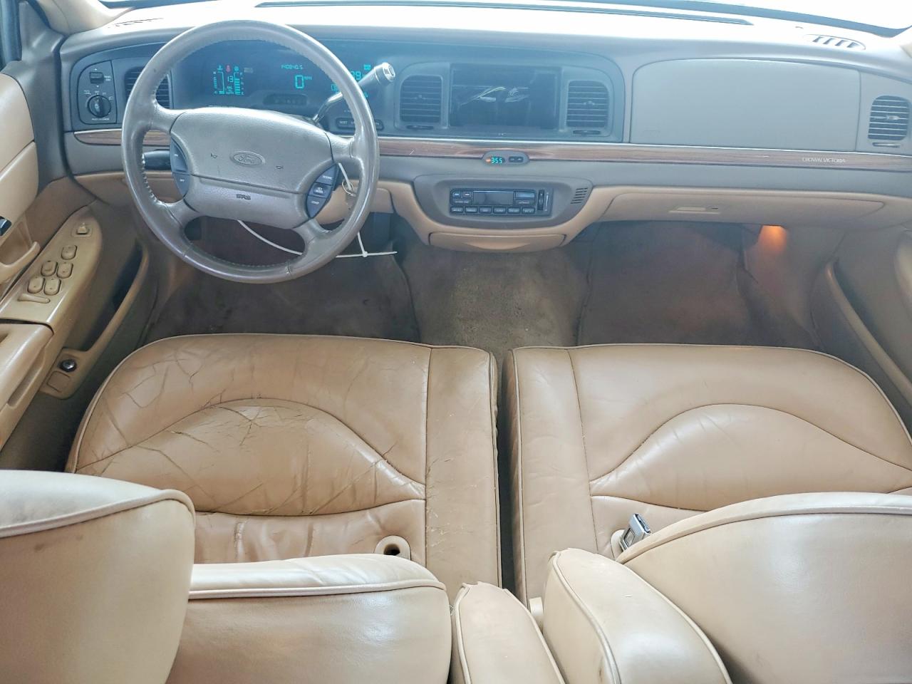1997 FORD CROWN VICTORIA LX photo 8