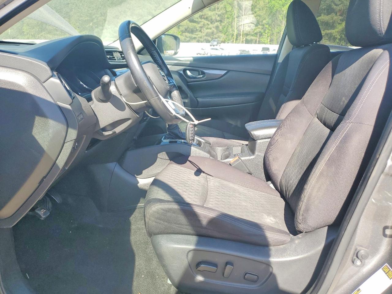 2020 NISSAN ROGUE SV photo 13