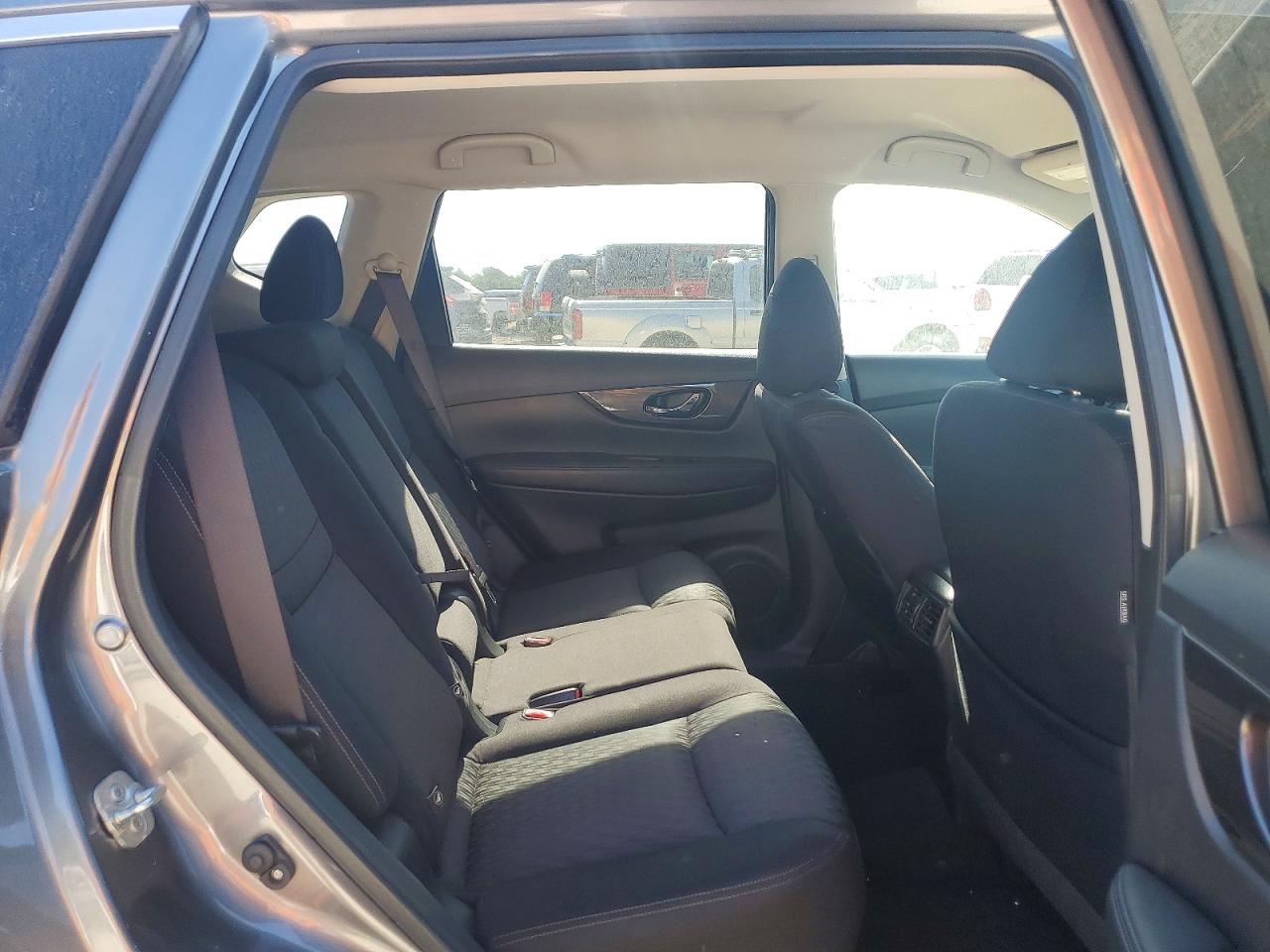 2020 NISSAN ROGUE SV photo 21