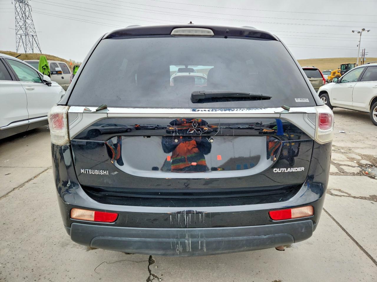 2014 MITSUBISHI OUTLANDER SE photo 11