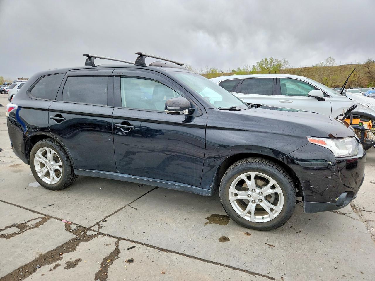 2014 MITSUBISHI OUTLANDER SE photo 7