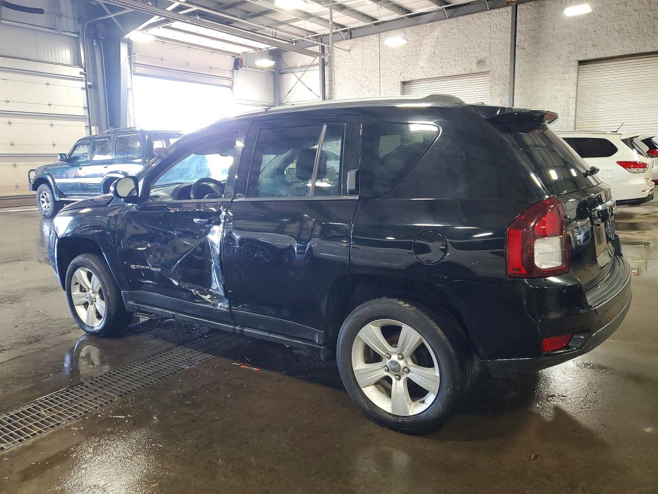 2016 JEEP COMPASS LATITUDE photo 4