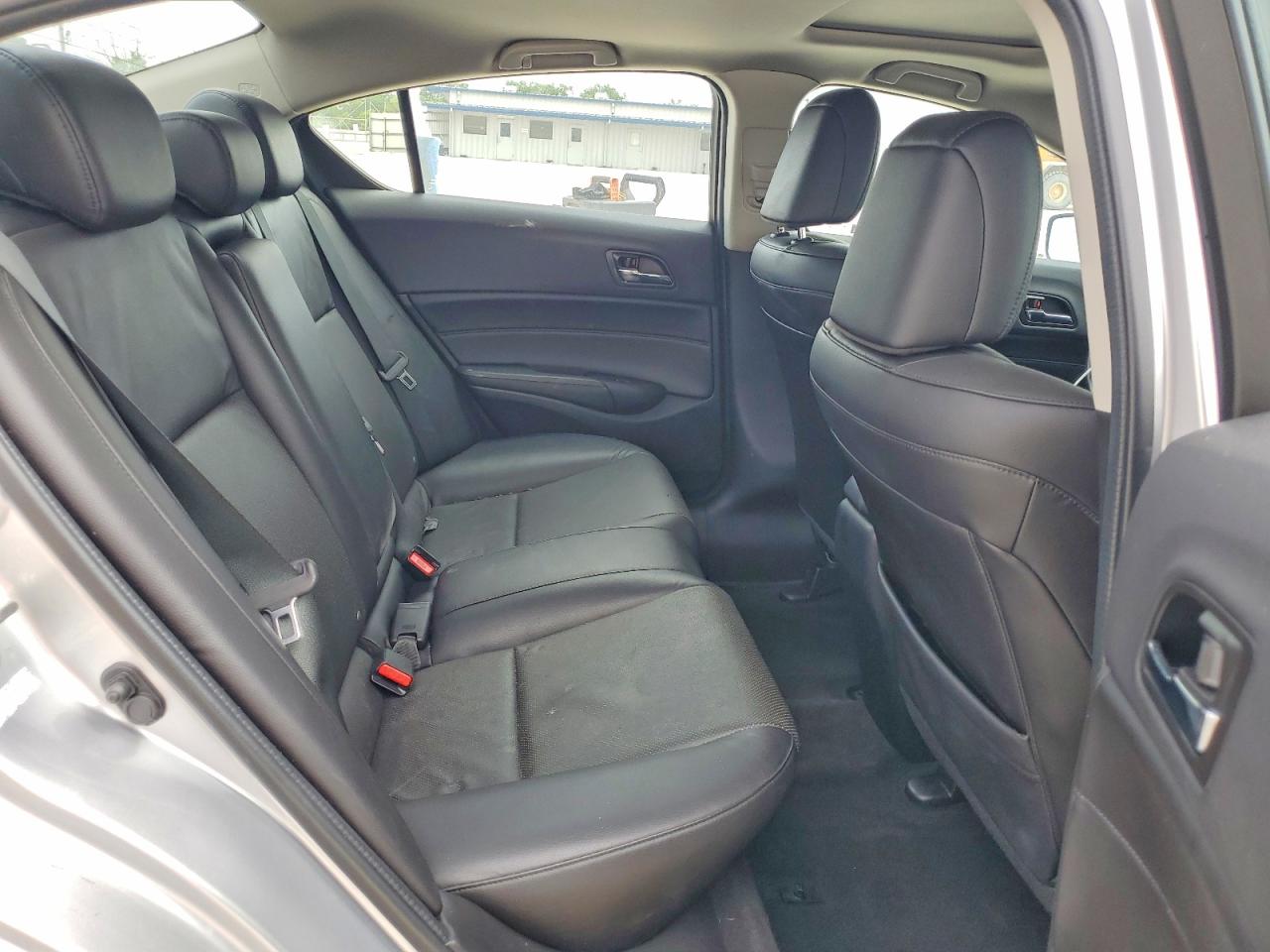 2015 ACURA ILX 20 photo 10