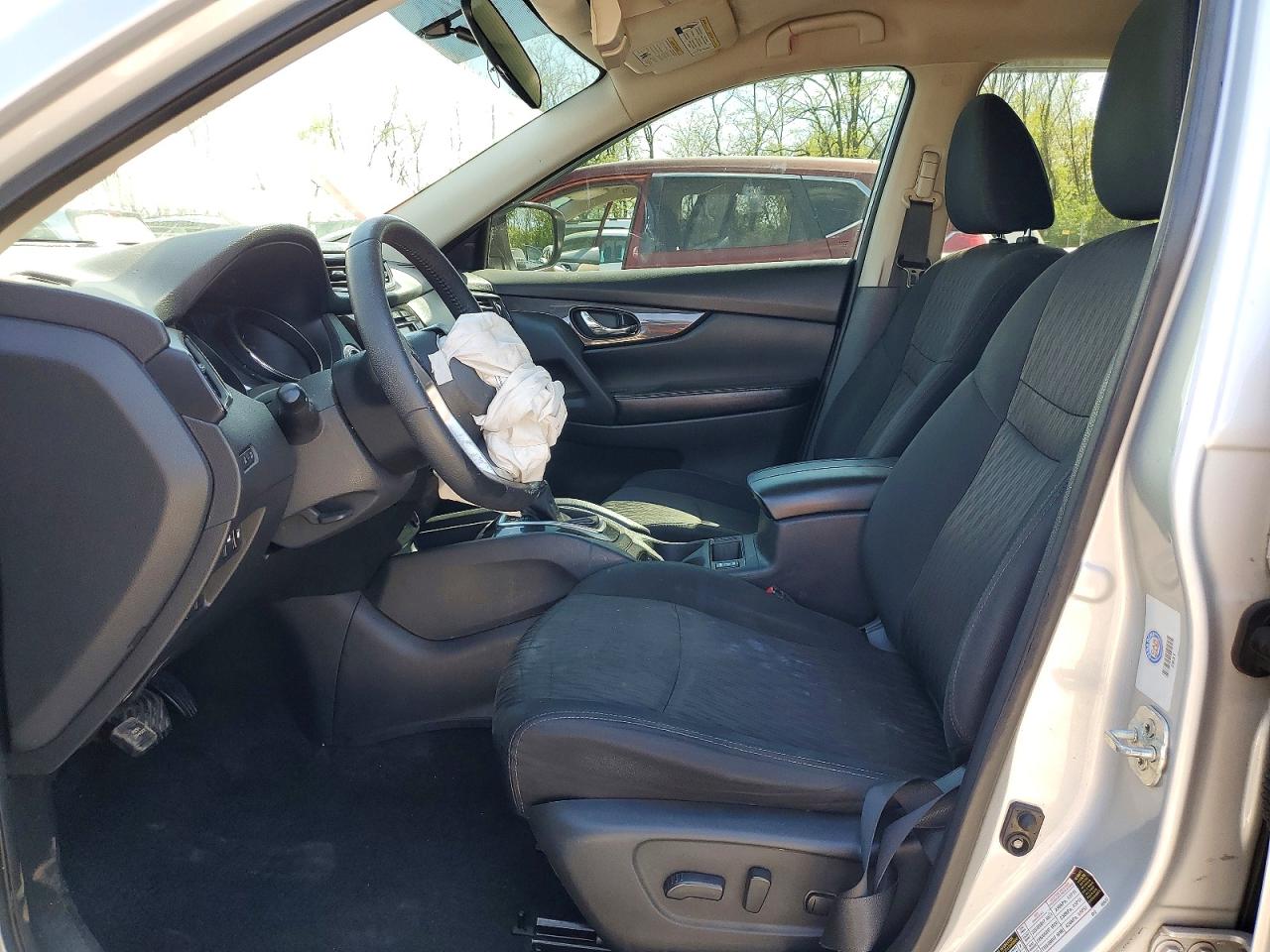 2018 NISSAN ROGUE SV photo 7