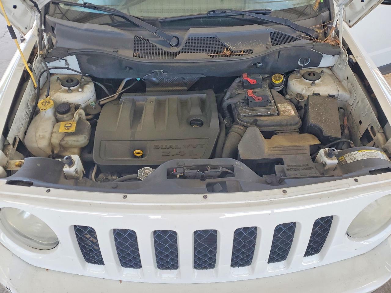 2012 JEEP PATRIOT LATITUDE photo 34