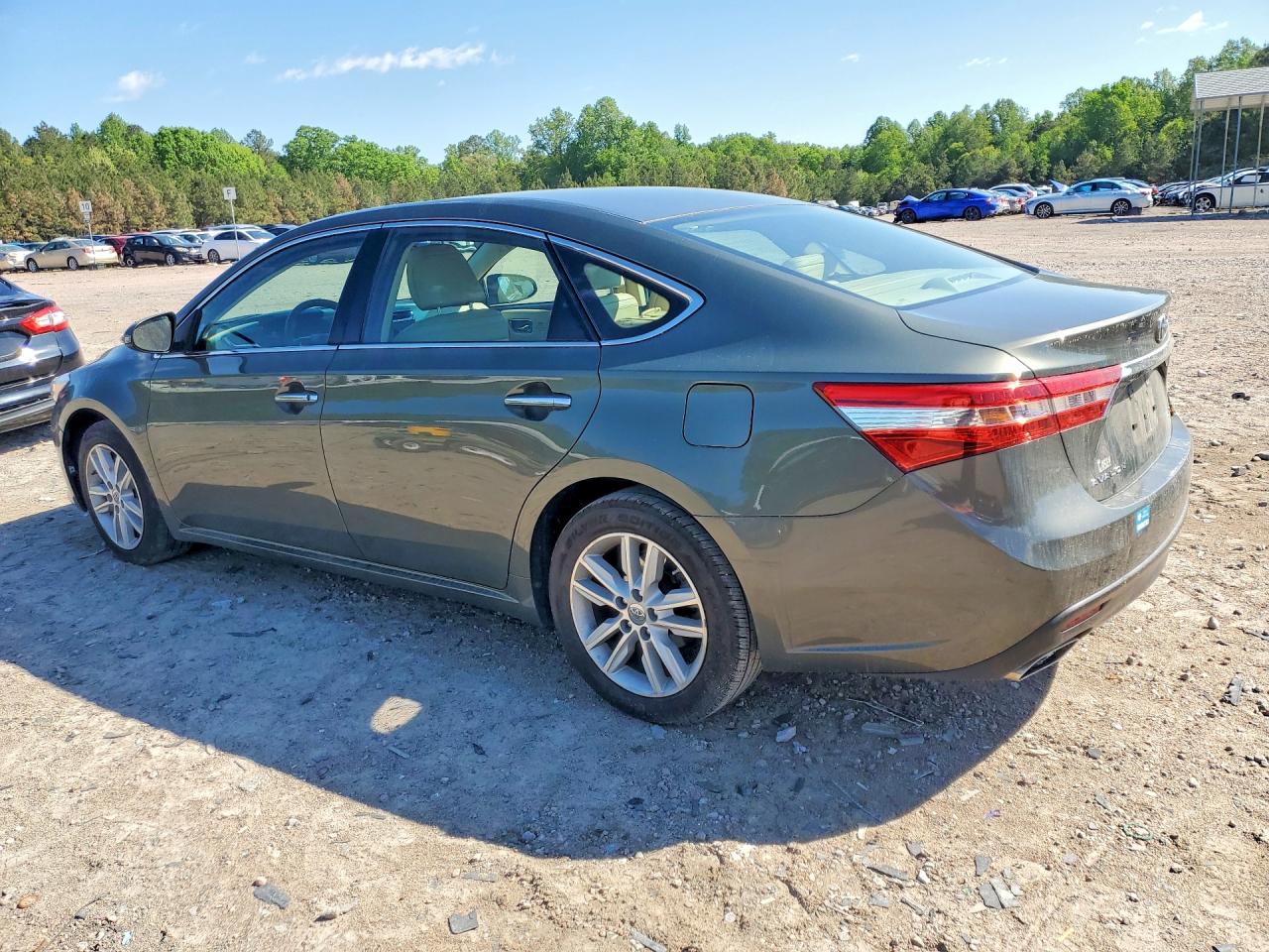 2013 TOYOTA AVALON XLE PREMIUM photo 4