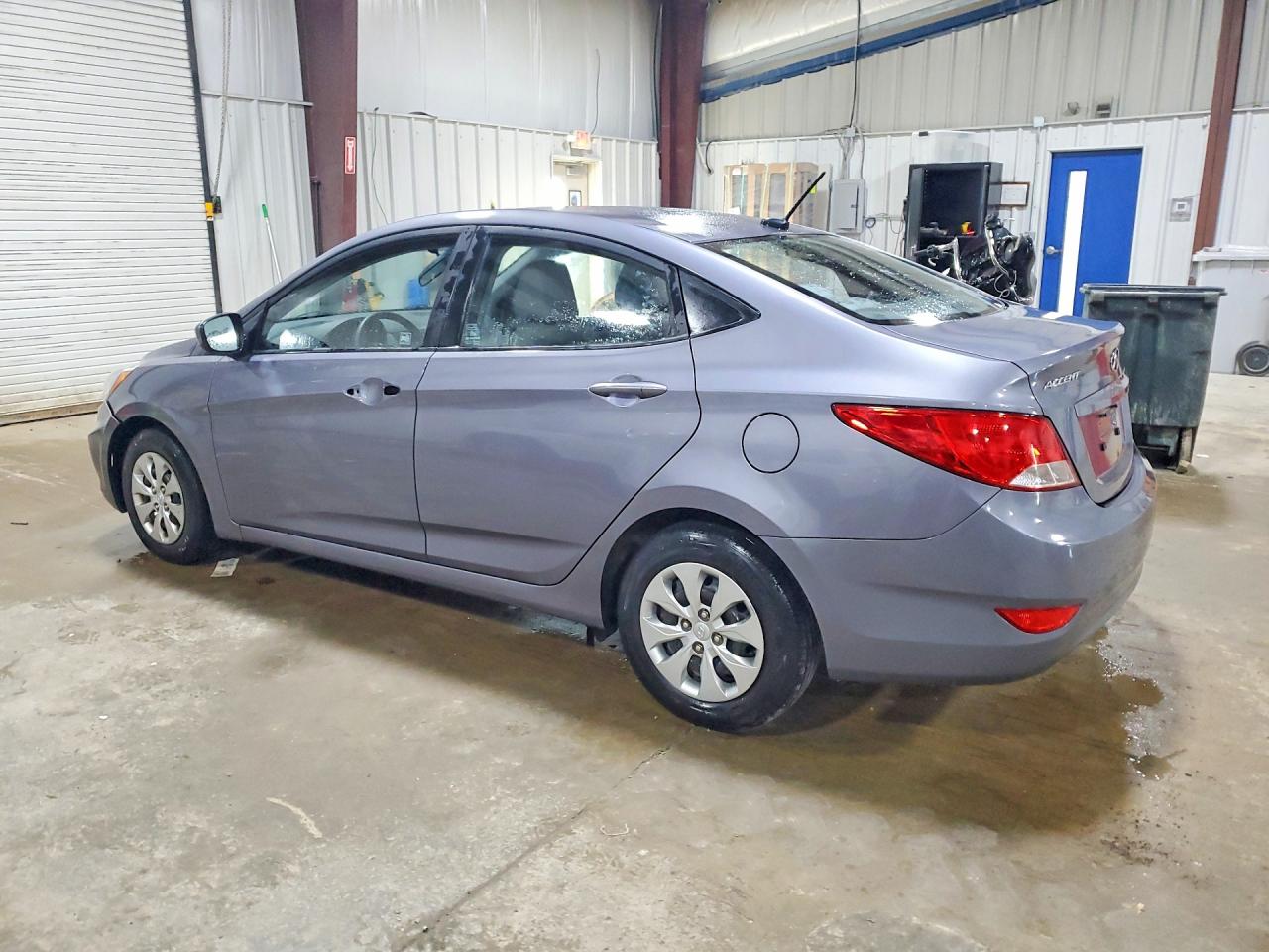 2016 HYUNDAI ACCENT SE photo 3