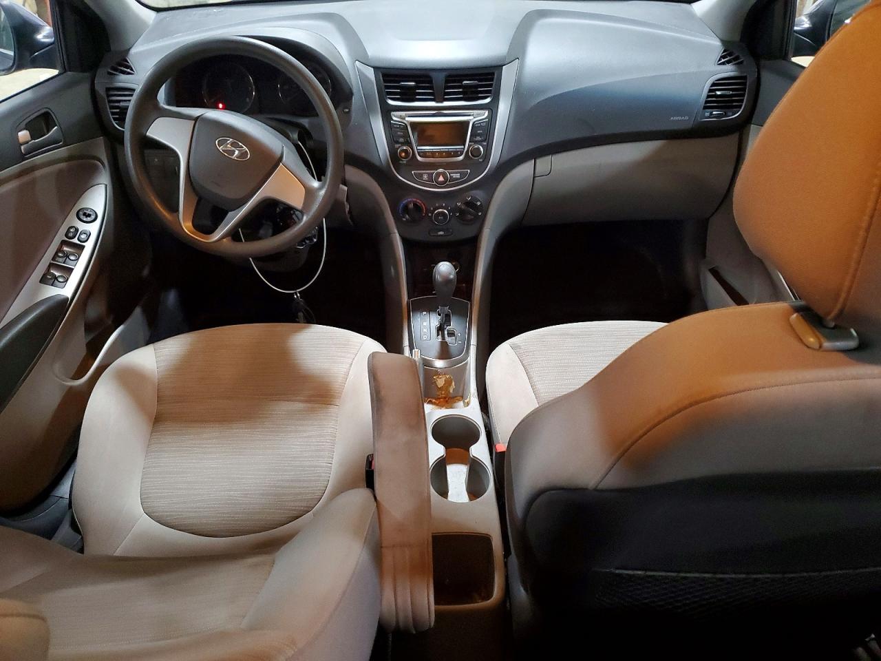 2016 HYUNDAI ACCENT SE photo 15