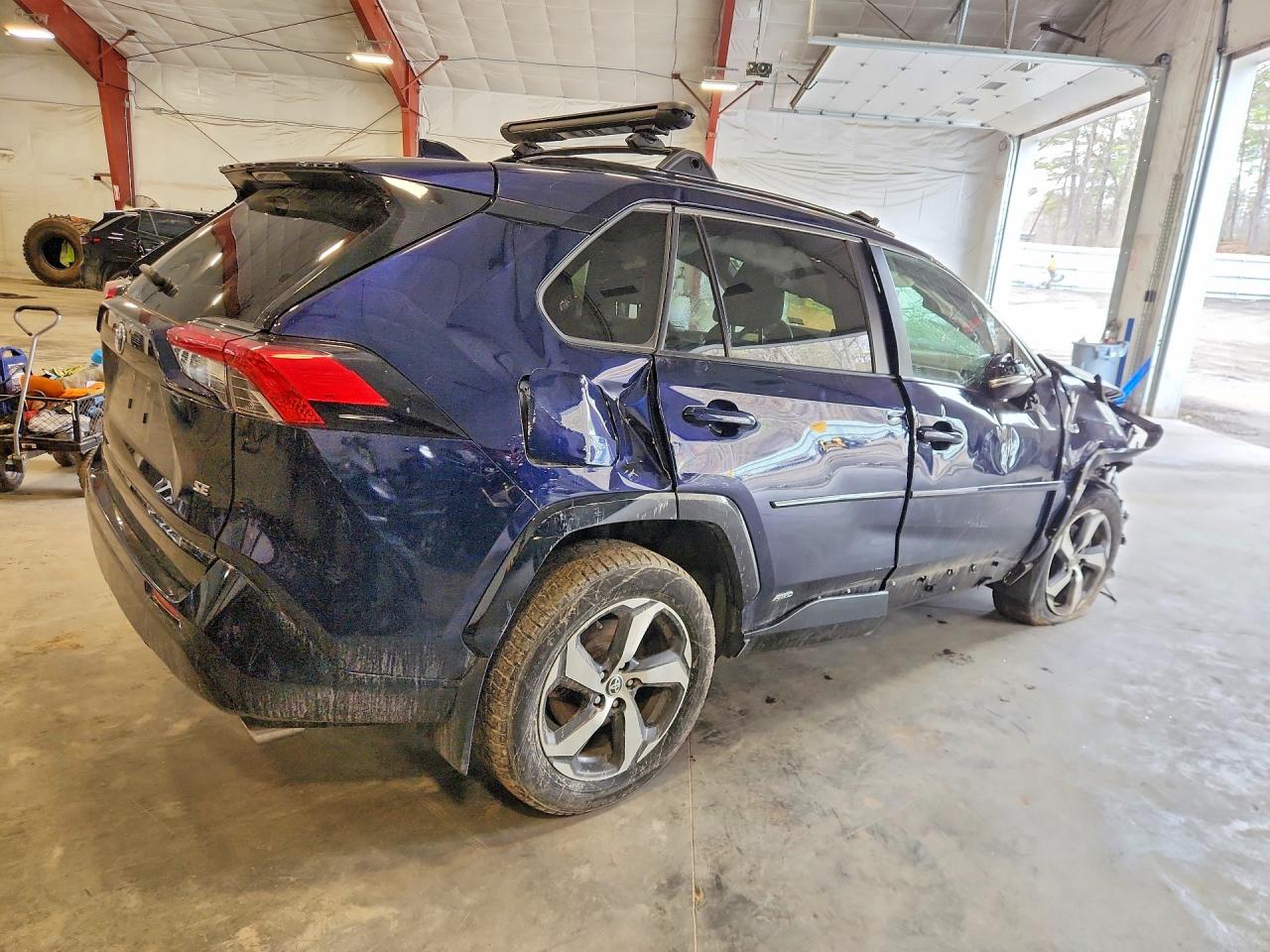 2021 TOYOTA RAV4 PRIME SE photo 7