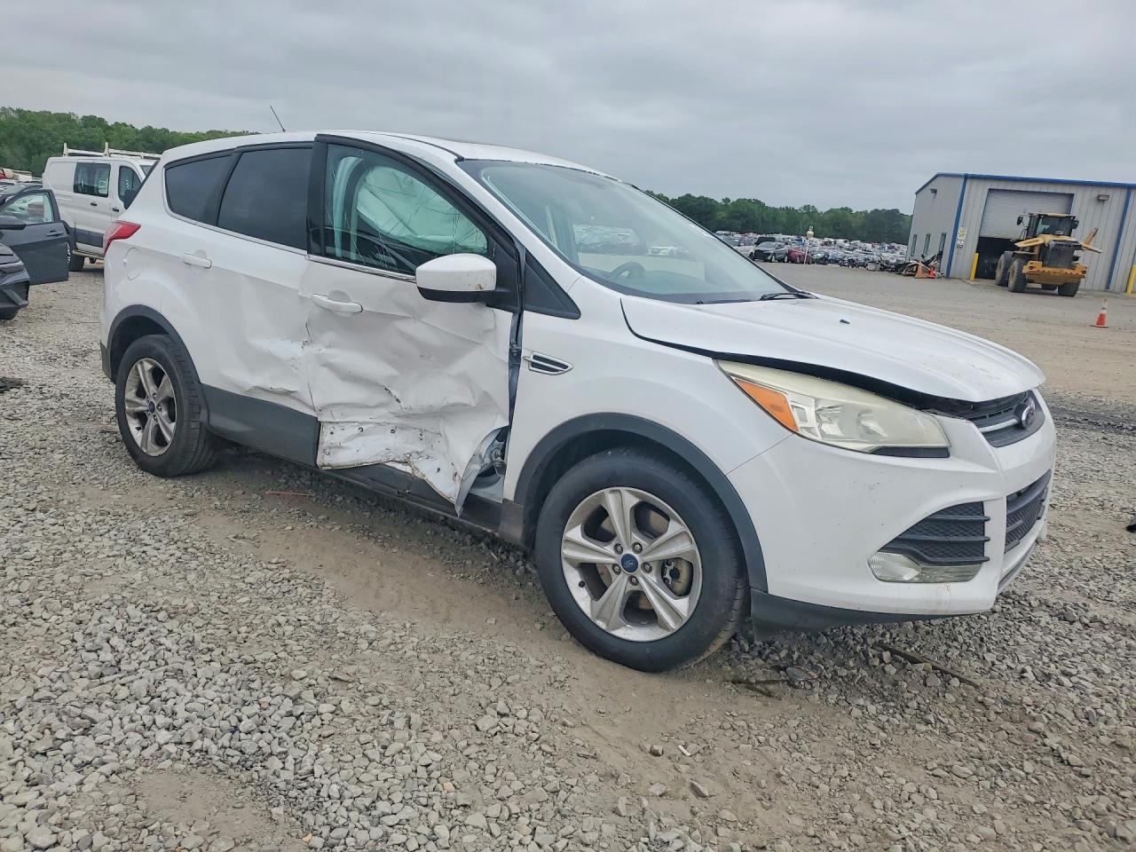2016 FORD ESCAPE SE photo 7