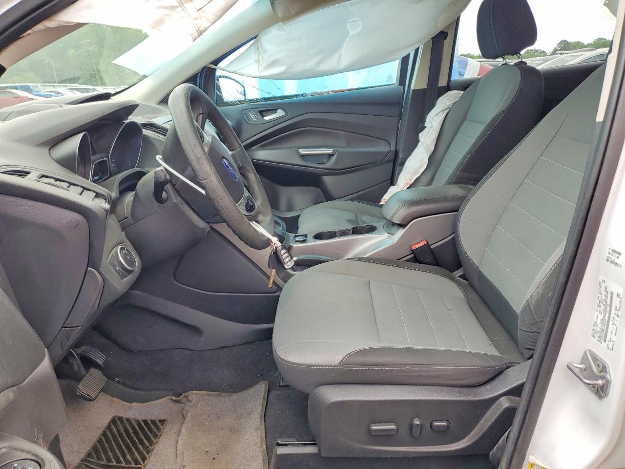 2016 FORD ESCAPE SE photo 13