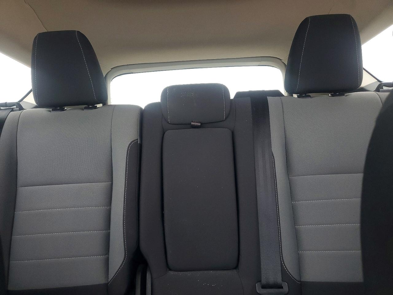 2016 FORD ESCAPE SE photo 19