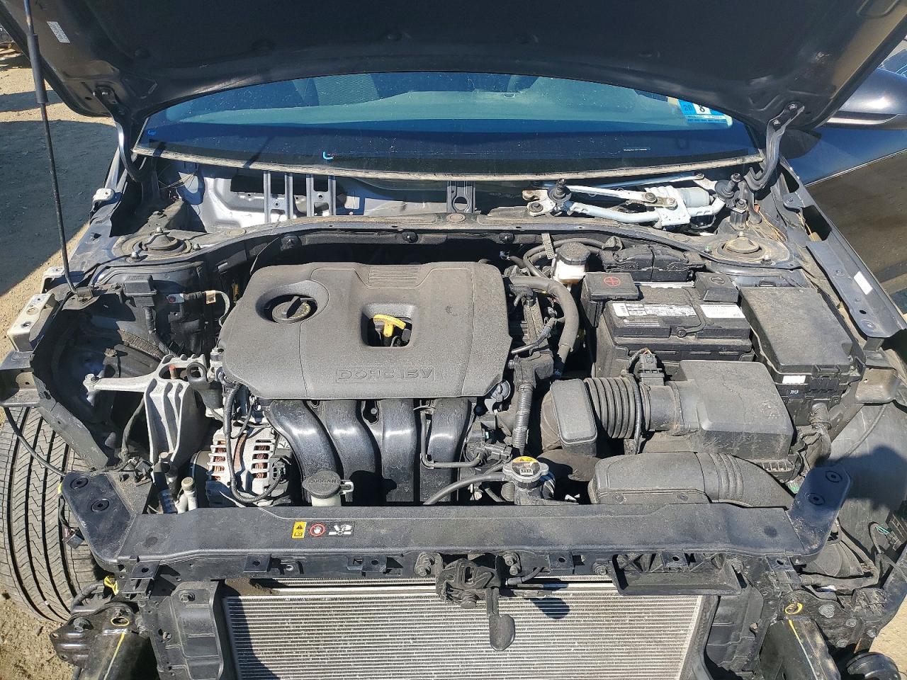 2020 HYUNDAI ELANTRA SEL photo 31