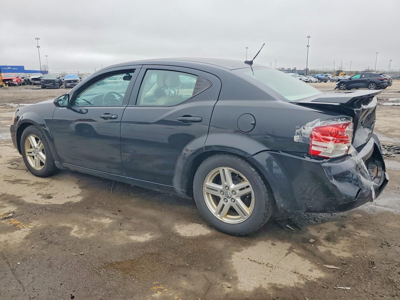 2010 DODGE AVENGER R photo 3