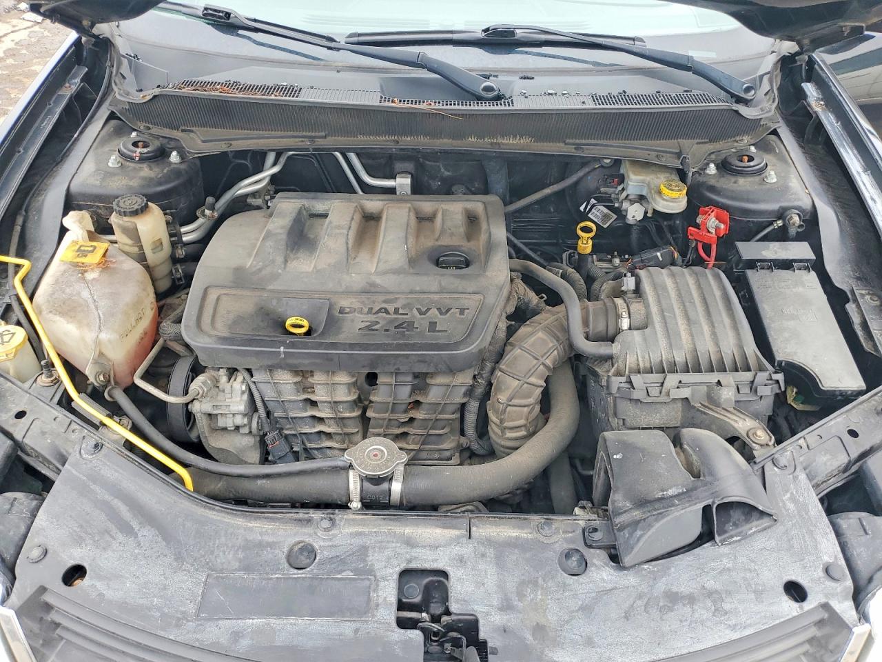 2010 DODGE AVENGER R photo 21