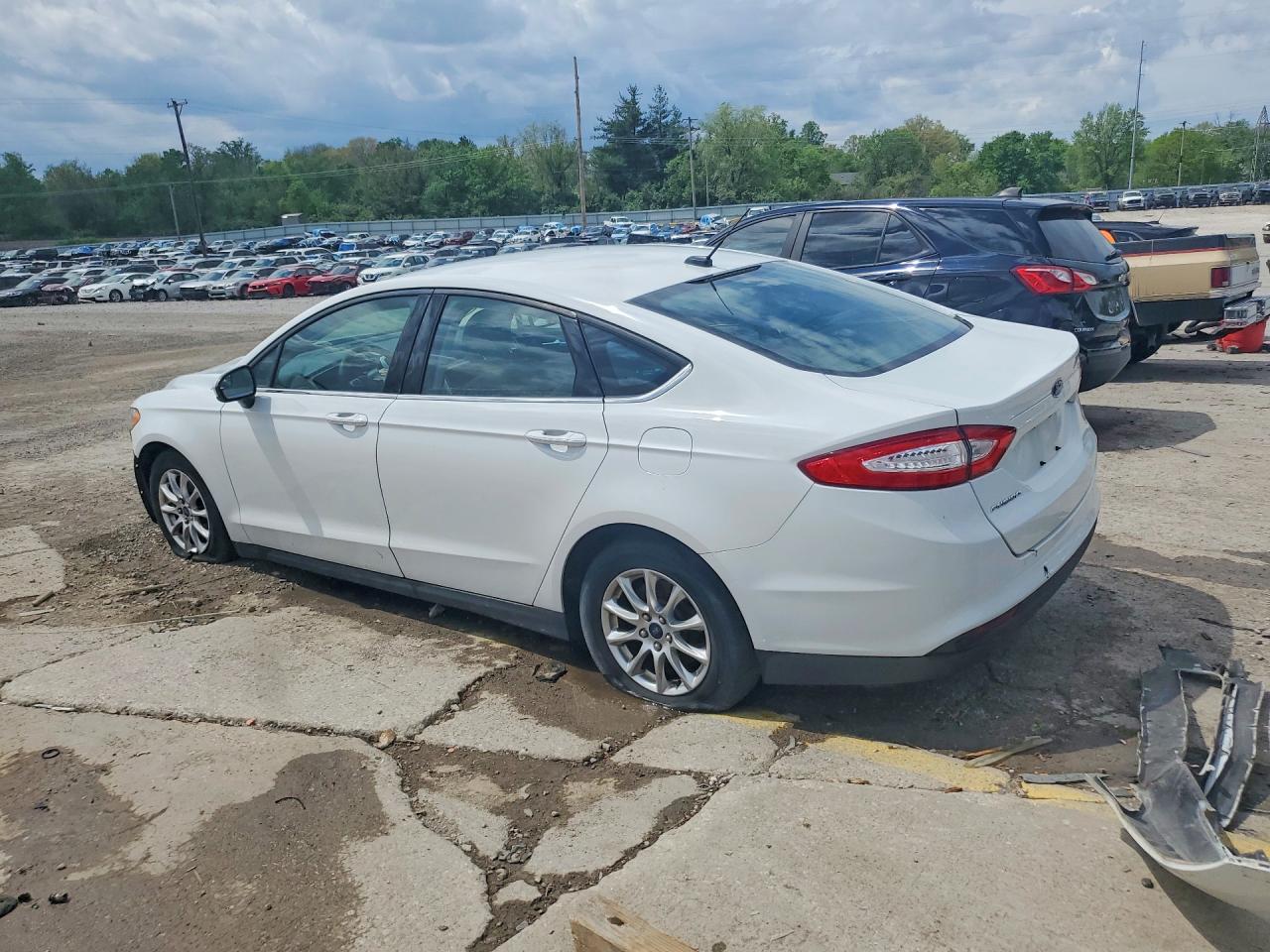 2015 FORD FUSION S photo 2