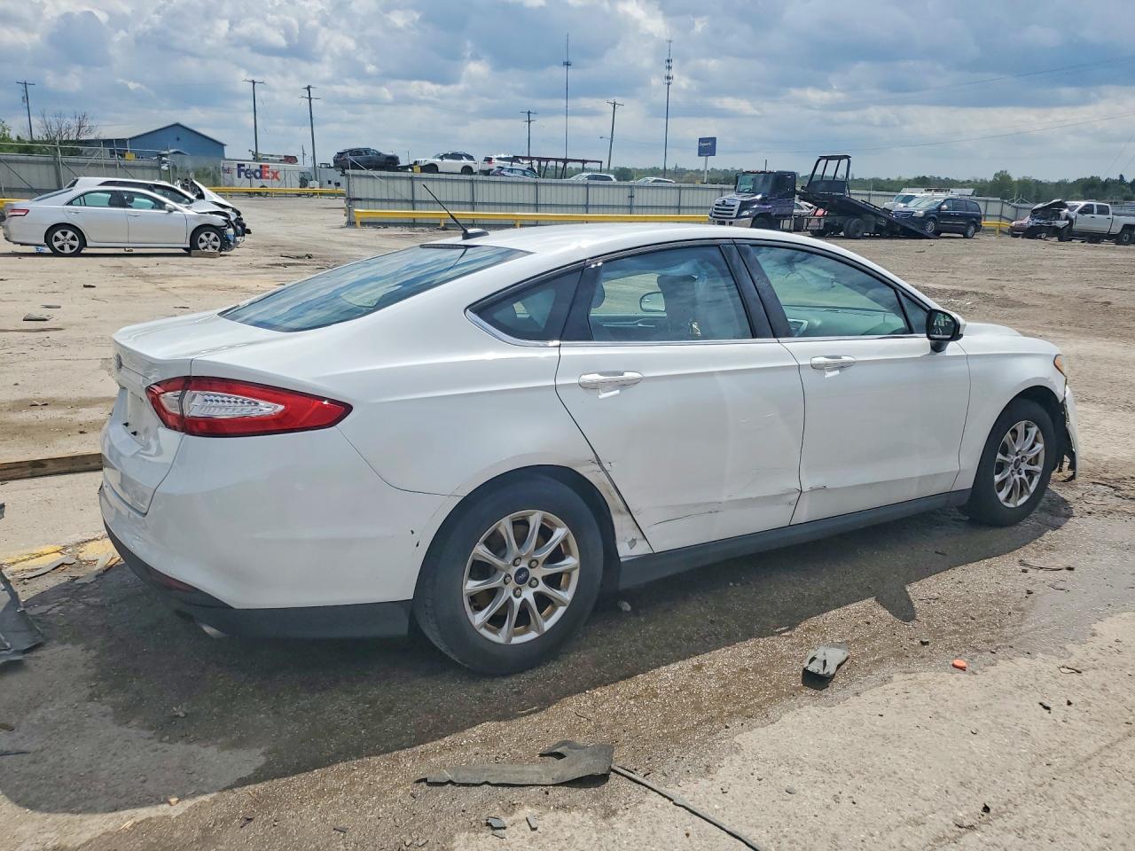 2015 FORD FUSION S photo 3