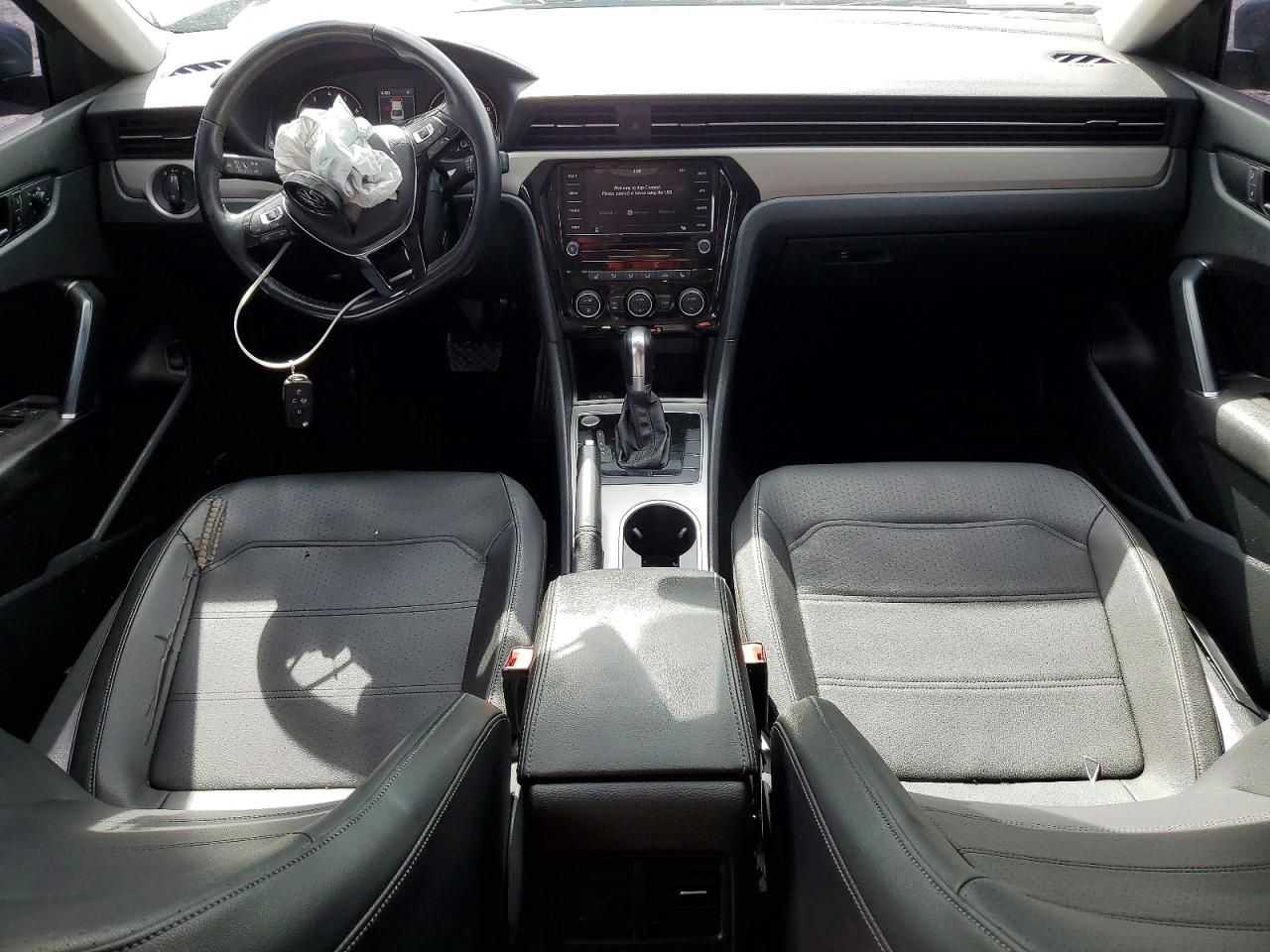 2020 VOLKSWAGEN PASSAT SE photo 22