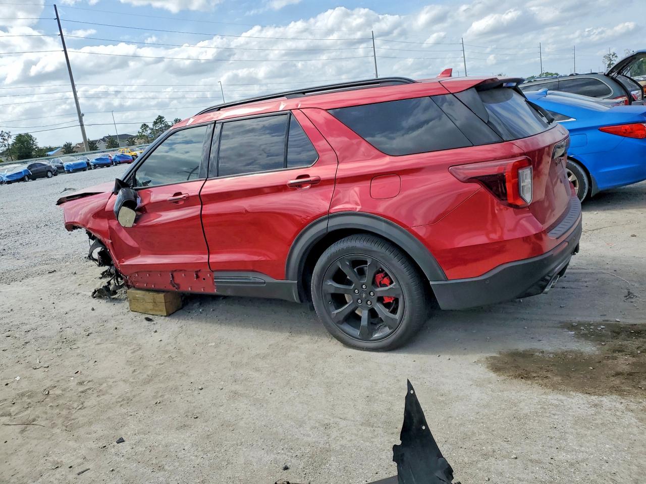 2020 FORD EXPLORER ST photo 2