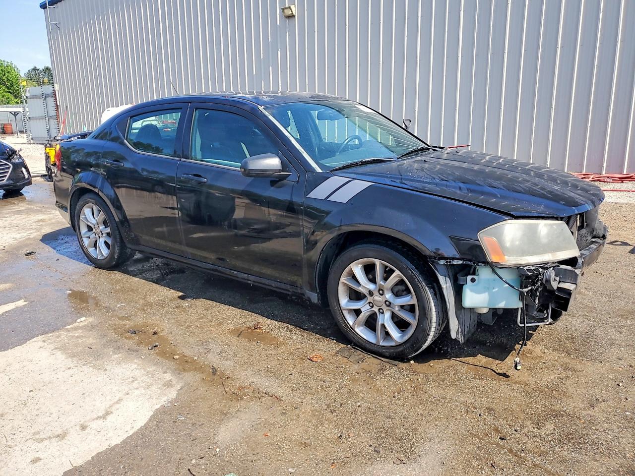 2014 DODGE AVENGER R photo 7