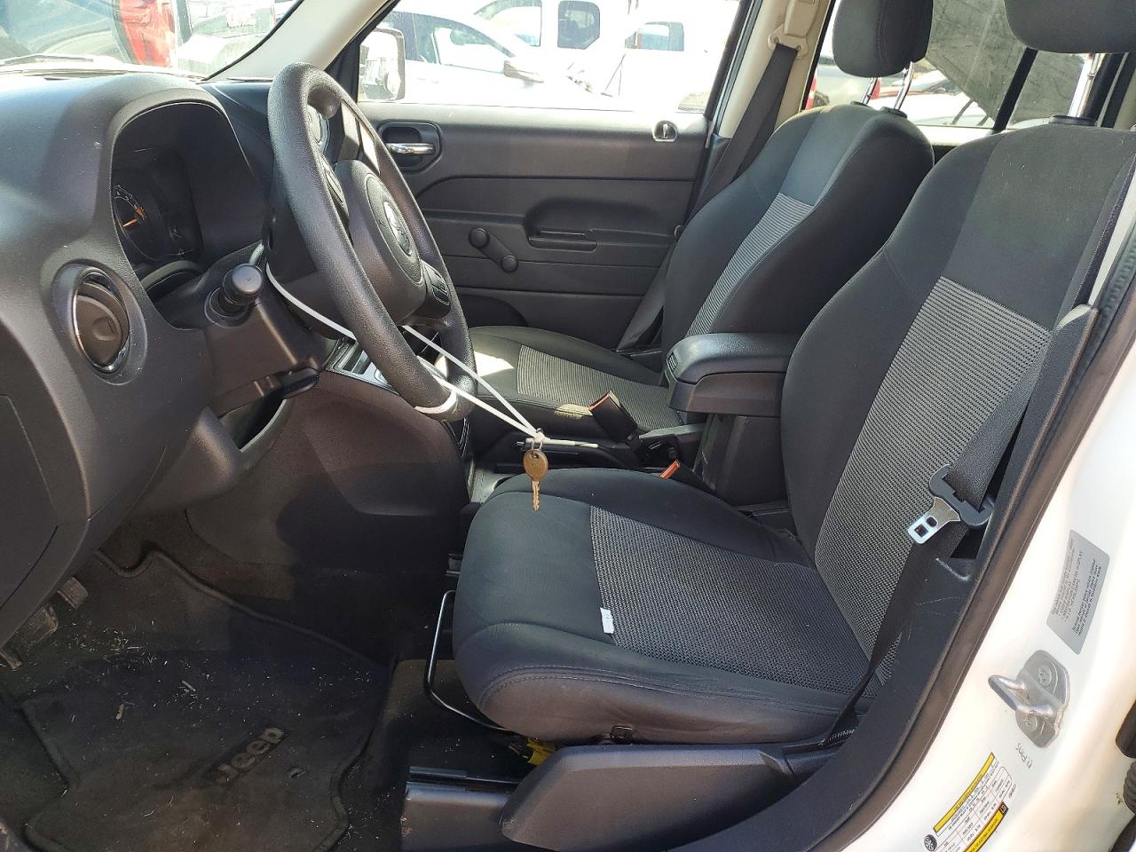 2015 JEEP PATRIOT SPORT photo 13