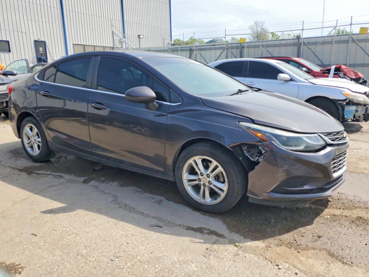 2017 CHEVROLET CRUZE LT photo 7