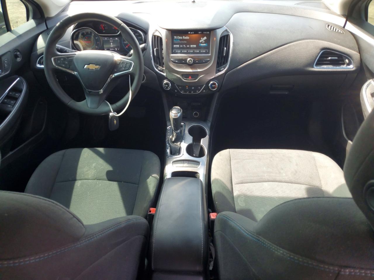 2017 CHEVROLET CRUZE LT photo 15
