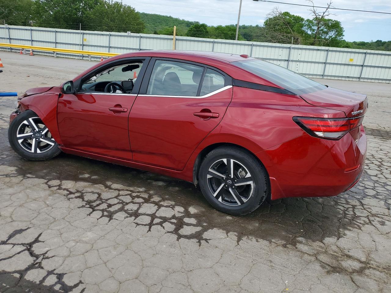 2024 NISSAN SENTRA SV photo 4