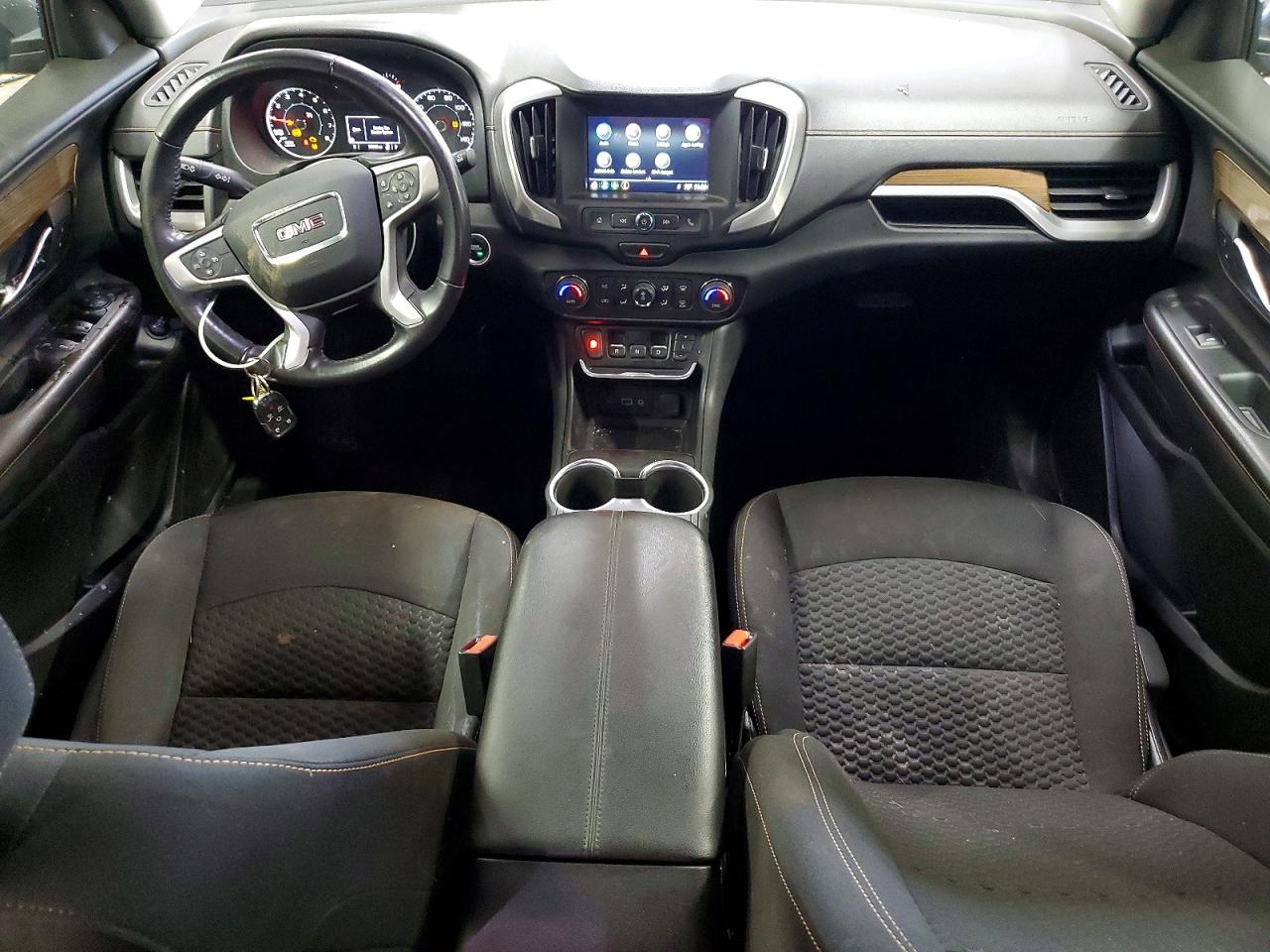 2018 GMC TERRAIN SLE photo 8