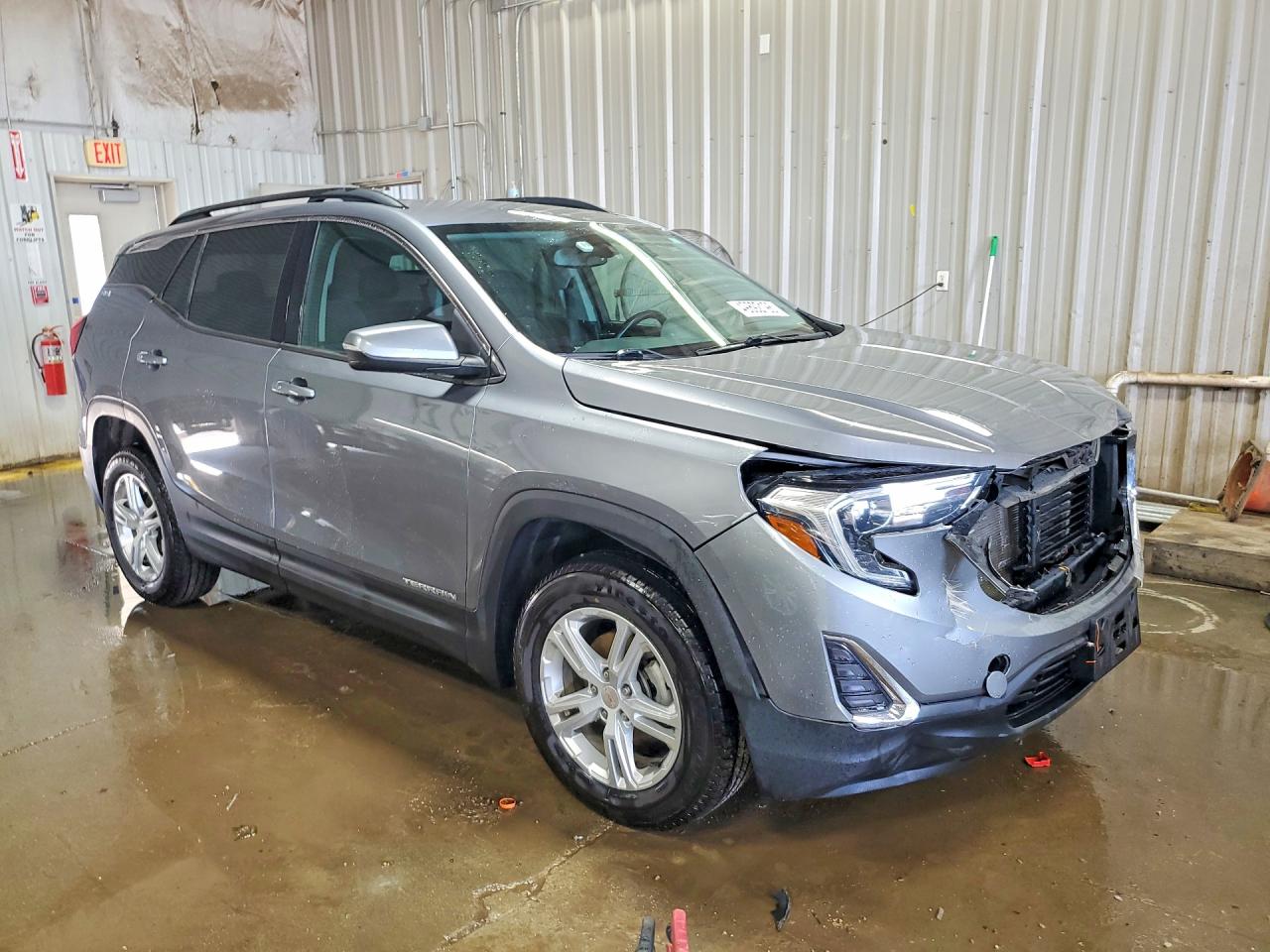 2018 GMC TERRAIN SLE photo 4