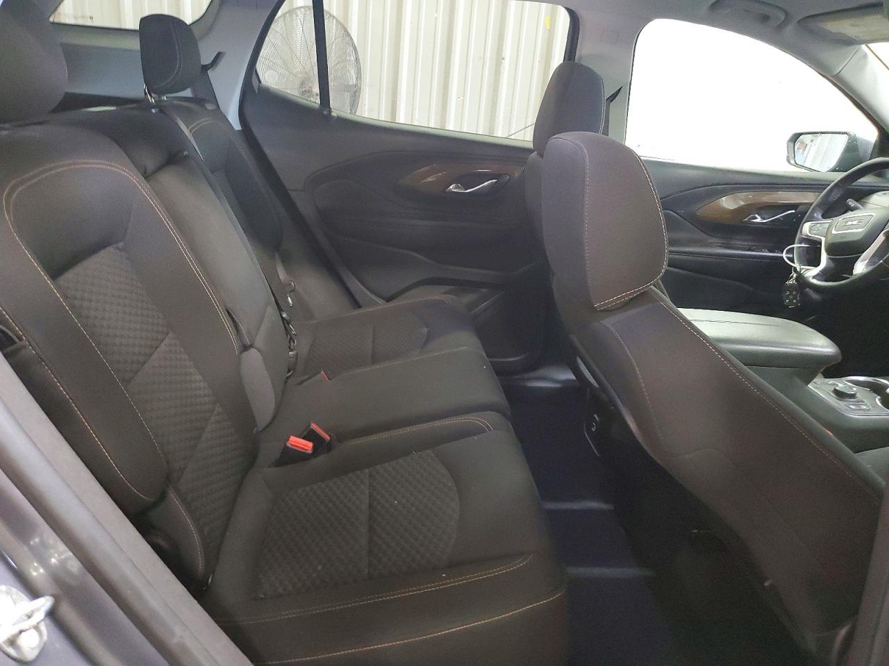 2018 GMC TERRAIN SLE photo 10