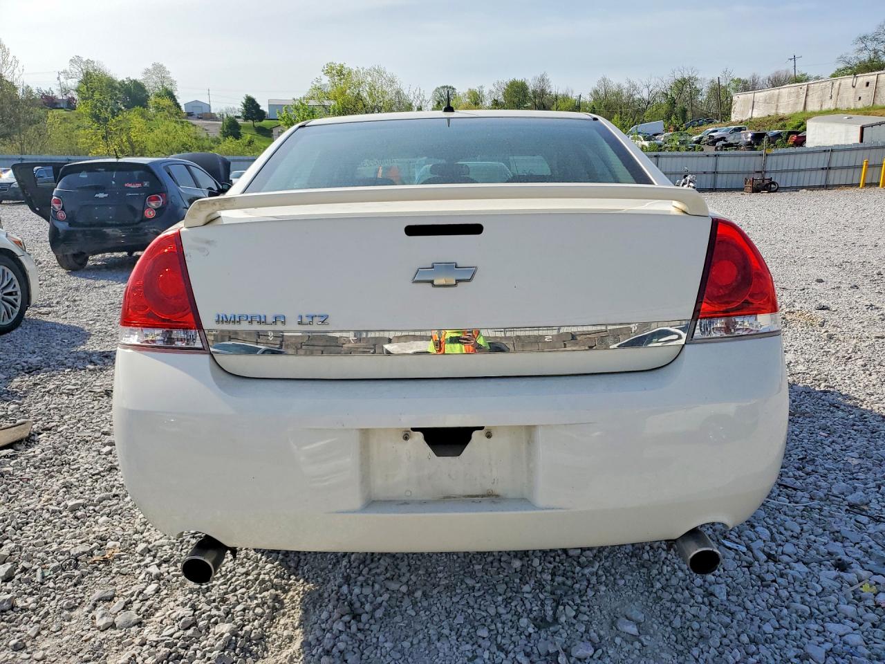 2007 CHEVROLET IMPALA LTZ photo 11