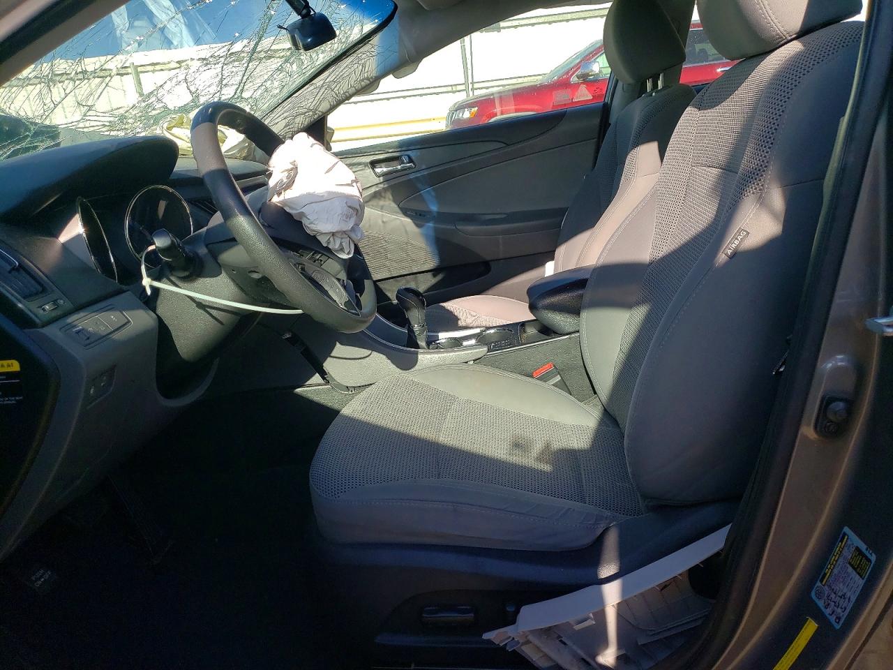 2013 HYUNDAI SONATA GLS photo 19